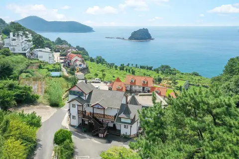 Geoje Purenneoul Pension