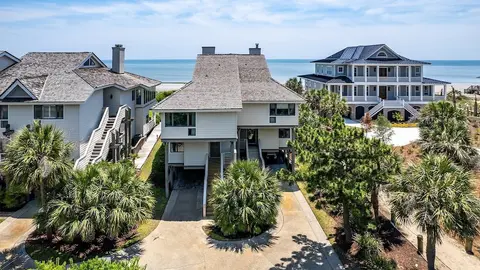 Spacious Oceanfront Villa With Elevator, Wifi, Library, Board Games, Sunroom, And Wine Refrigerator 4 Bedroom Villa by Peace Vacations