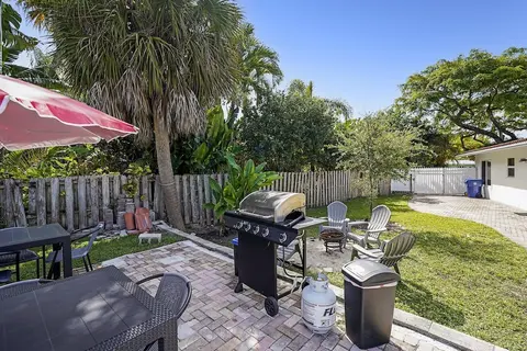 332 Wilton Manors in Wilton Manors