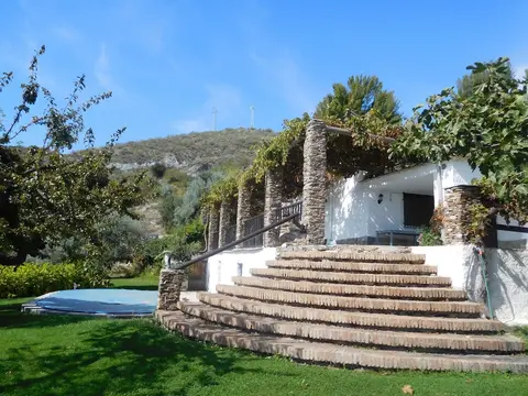 Relaxing House With Stunning View and Private Pool