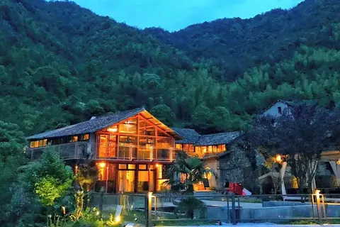 Lishui Manshanju Forest Retreat