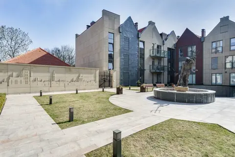 Super Modern Incredible Property