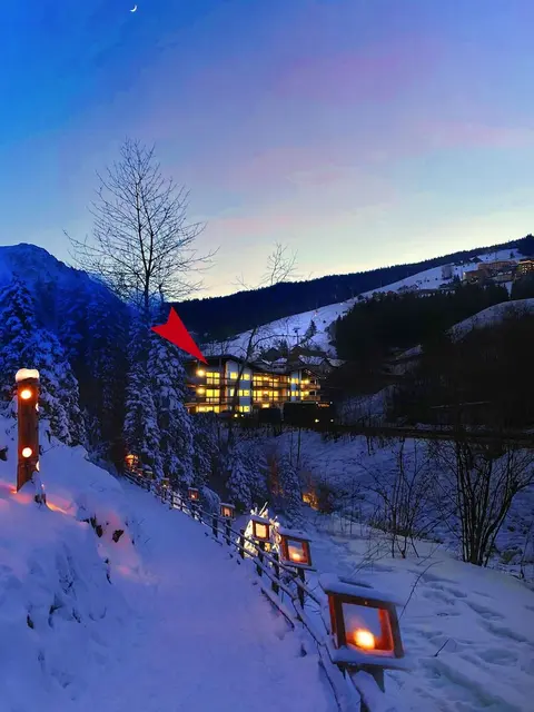 Apartment on the ski Slopes at Plan de Corones