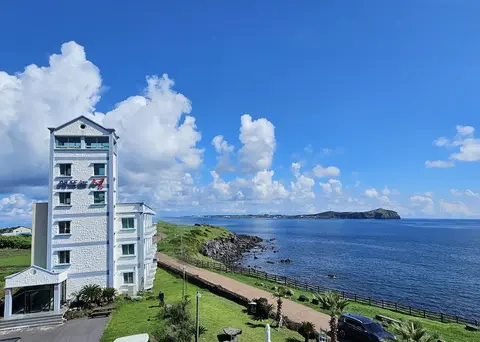 Sunrise Castle Pension
