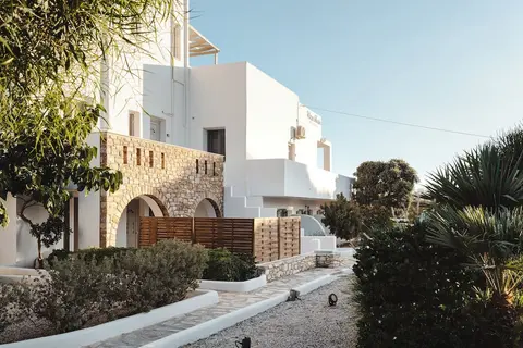 Almiriki Naxos Beachside Living