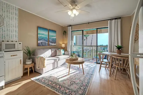 Private Balcony w/ Ocean View Pool & Hot Tub Access Ocean Echo by Avantstay