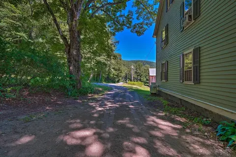 Charlemont Retreat on Chickley River w/ EV Charger