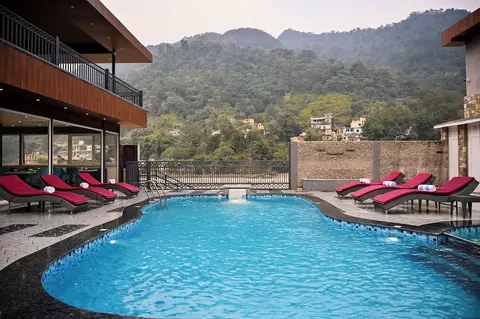 Amritara Chakra River Resort