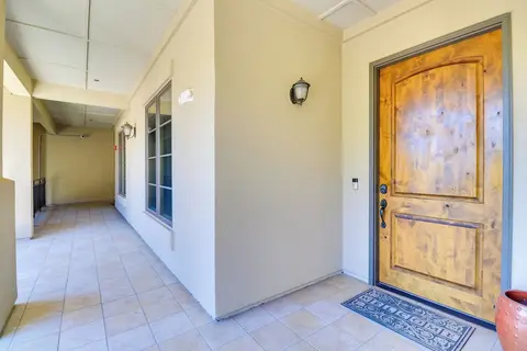 Top-floor Lake-view Condo w/ Boat Dock Access