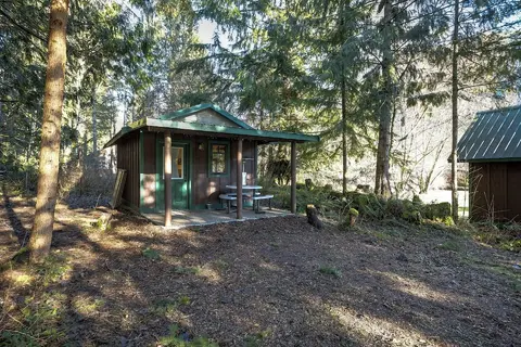 Unique Glamping Experience, Pet Friendly, Sleeps 2