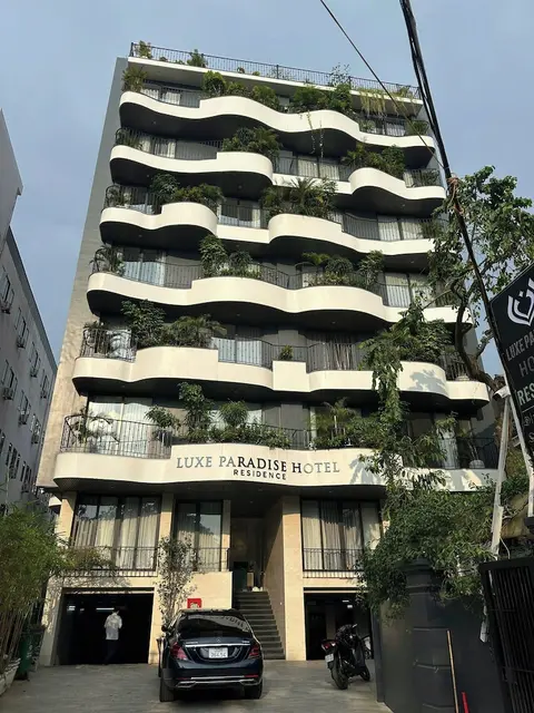 Luxe Paradise Suites Hotel To Ngoc Van
