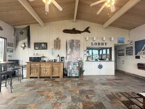 Capt John's Motel