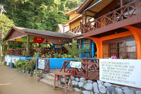 El Nido Corner Pension and Restaurant