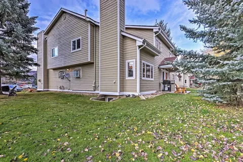 Cozy Edwards Townhome: 6 Mi to Beaver Creek!