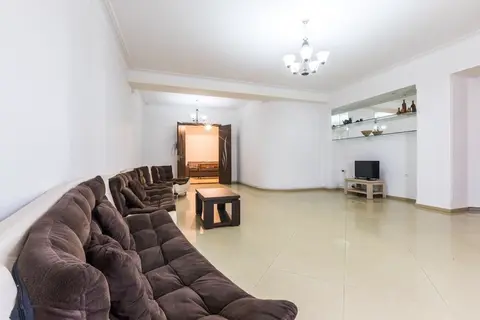 Apartment on Chikobava str.