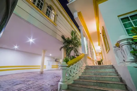 Hotel Casa Blanca