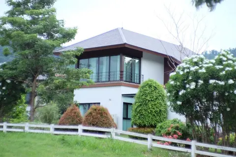 Monlada Khaoyai