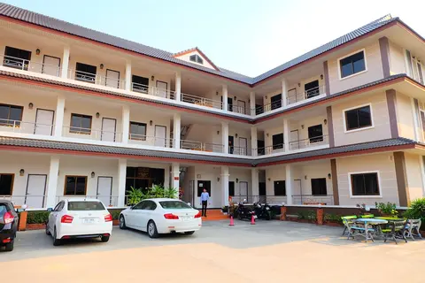 Kamlaithong Apartment