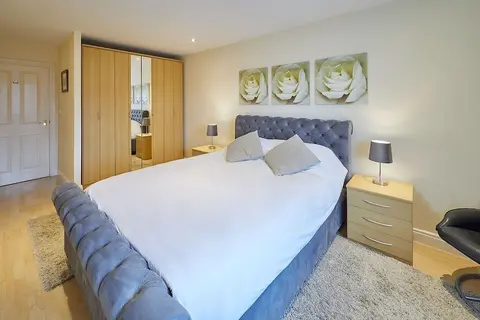 Host Stay Seal View