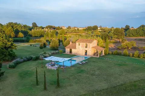 Il Conte Farmhouse Retreat