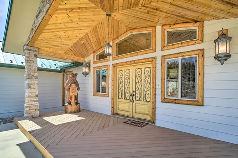 Mountain-view Home in Big Bear w/ Wraparound Deck
