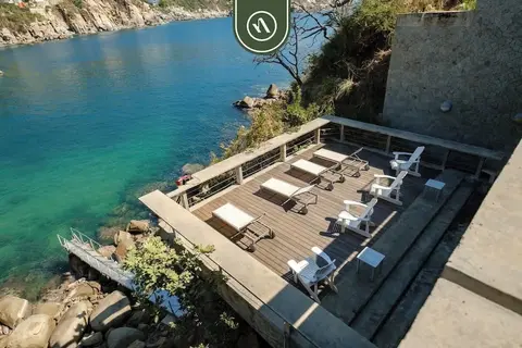 Amazing 3 BR Penthouse With Beachclub