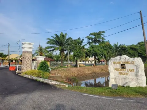 PendangLakeResort