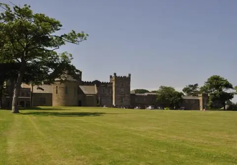 Sneaton Castle Centre