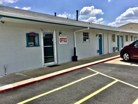 Lakeside inn