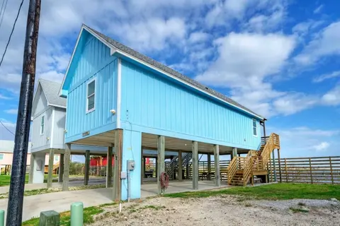 Panoramic Water Views, Shared Pool, Boat Dock Bayside Lodge by Avantstay