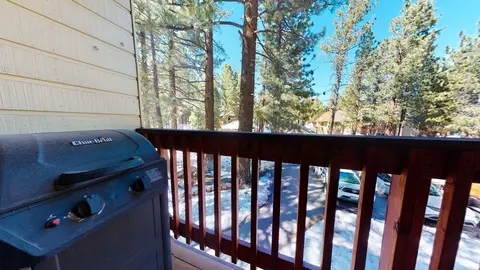 La Residence - Shared Pool, Hot Tub & More!