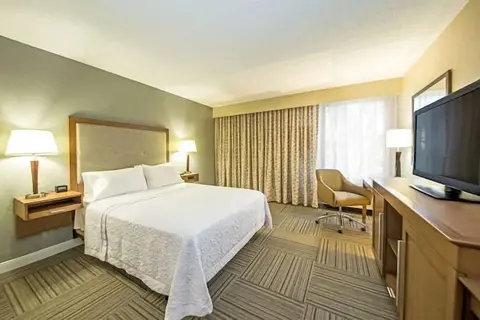 Inn at Philadelphia Airport