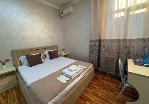 Art Home Hotel