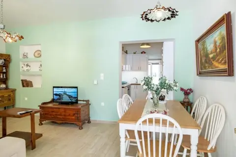 Contessa Elli Residences