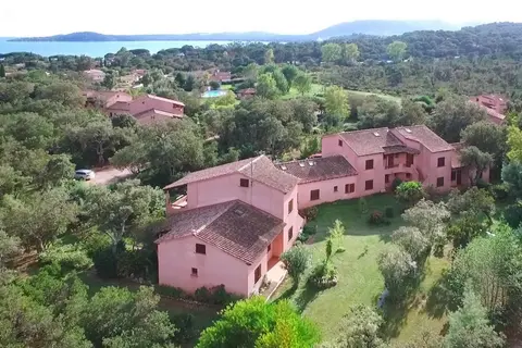 Apartment in Pinarellu Near Beach & Pool