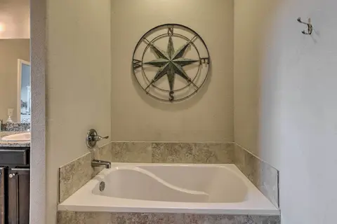 Miramar Beach Condo: 5 Minute Walk to Beach!