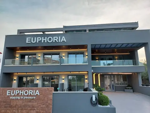 EUPHORIA ''staying in pleasure''