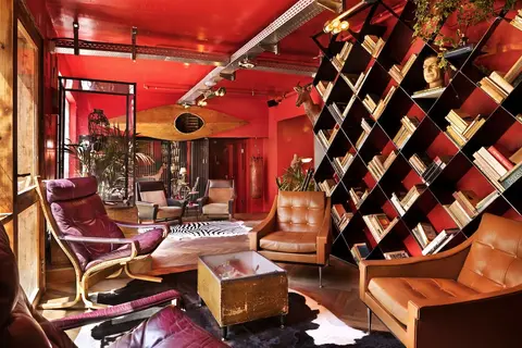 Scarlet Hotel