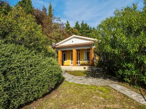 Beaming Holiday Home in Marciaga With Pool, Garden,terrace