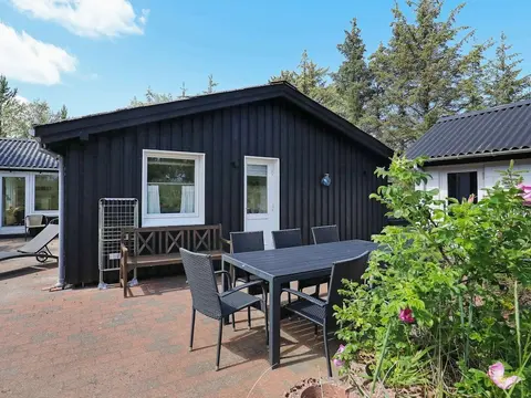 6 Person Holiday Home in Albaek