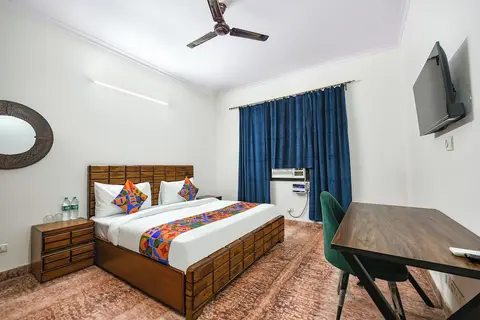 FabHotel Royal Casa