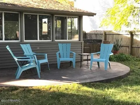 Ellis Street Getaway