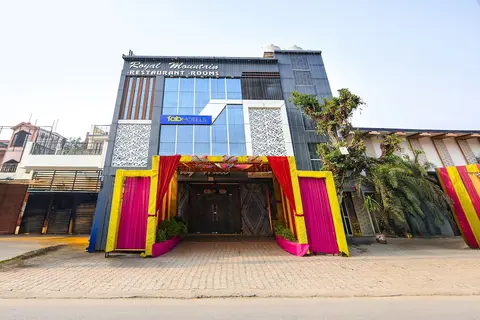 Fabhotel Royal Mountain