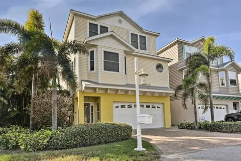Walk to Shore: Holmes Beach Home w/ Pool & Hot Tub