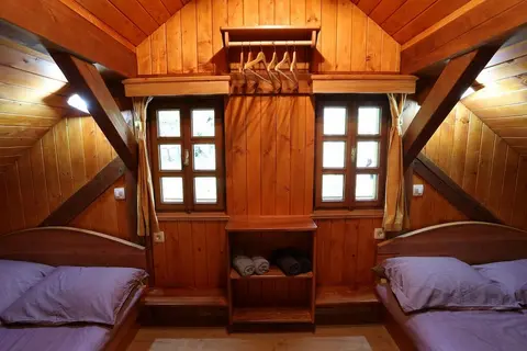 Vineyard cottage Med vinogradi