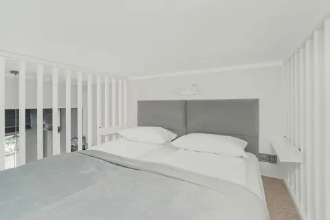 Charming Poznan Center Studio by Renters