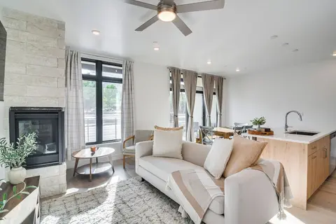 3 Mi to Lake Dillon: Condo Near Shops & Eats!