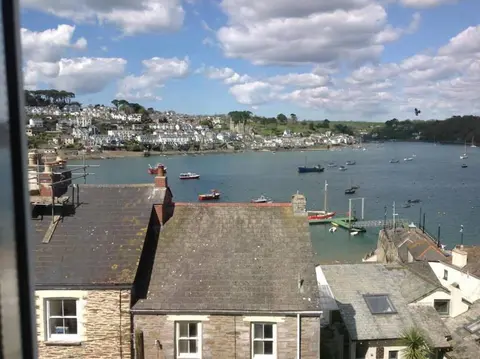 Newly Refurbished 7-bed Cottage in Polruan, Fowey