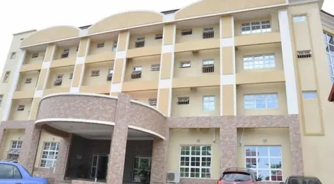 Kanem Suites