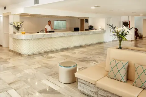 Sentido Fido Tucan - Adults Only